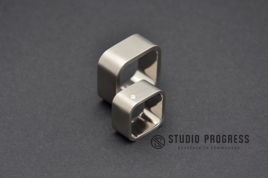 Egyedi karikagyűrű - studioprogress.hu